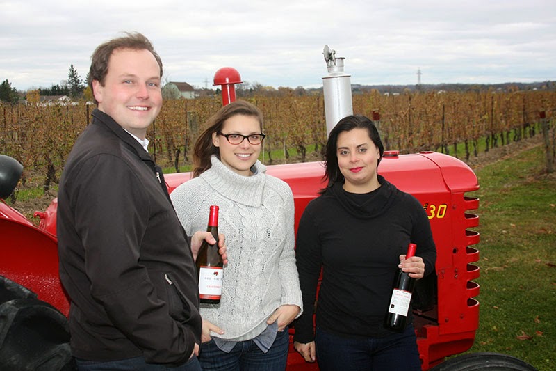 Patrick, Jessica and Yvonne from Red Tractor Wines