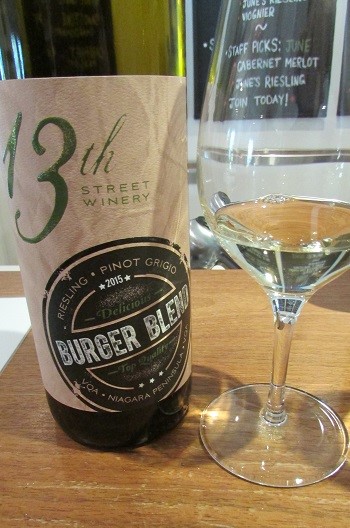 13th Street Winery White Burger Blend wine