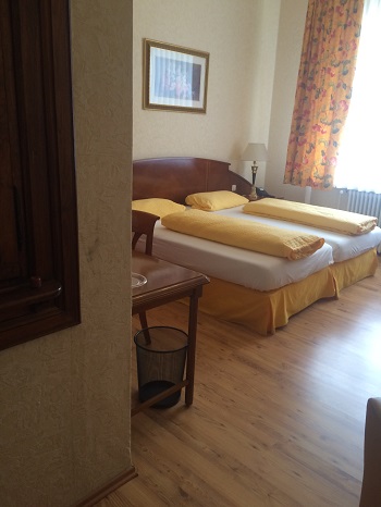 The rooms at Hotel Am-Markt in Bacharach are comfortable and clean.